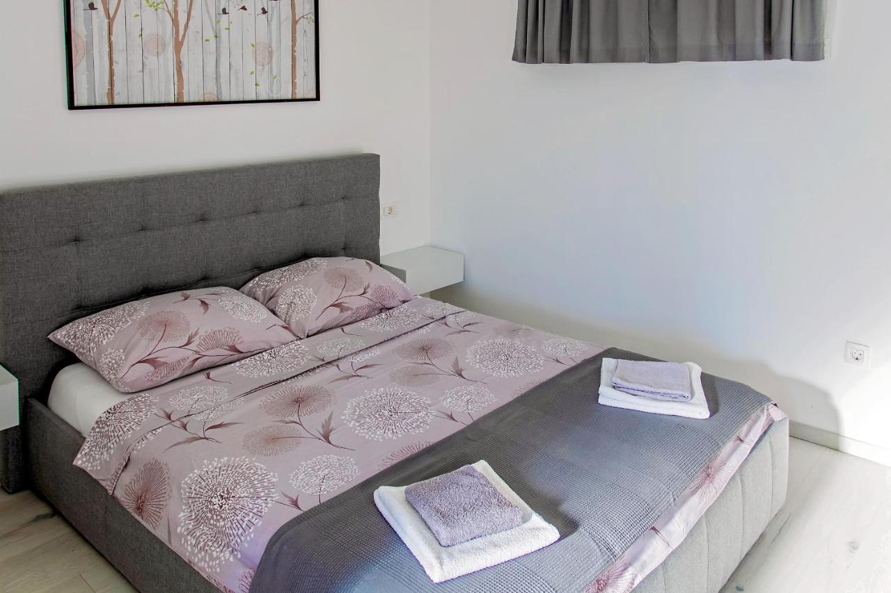 Apartment Stocic Rogoznica  Bagian luar foto