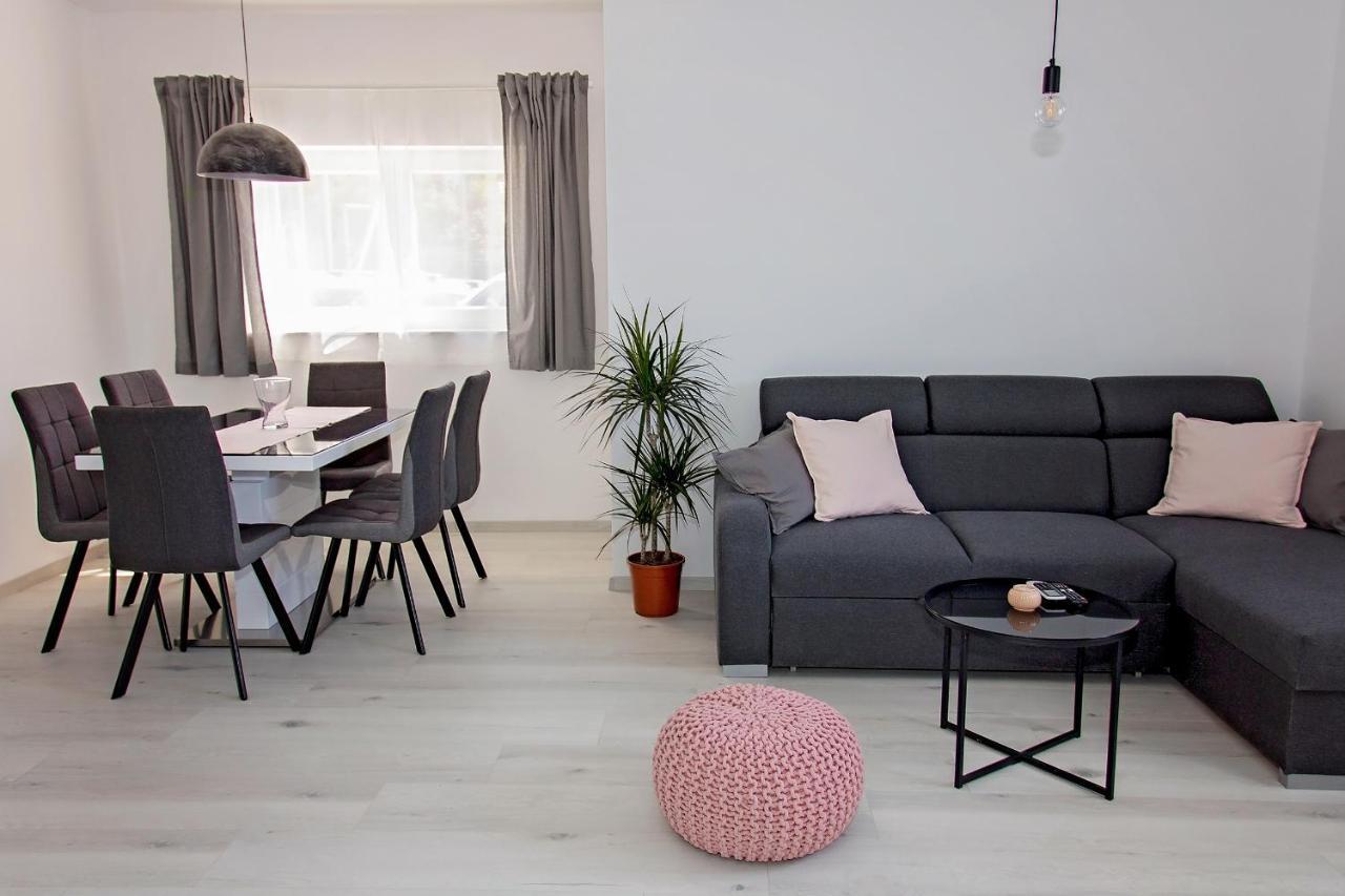 Apartment Stocic Rogoznica  Bagian luar foto